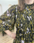 floral pintuck 3/4 length sleeves mini dress