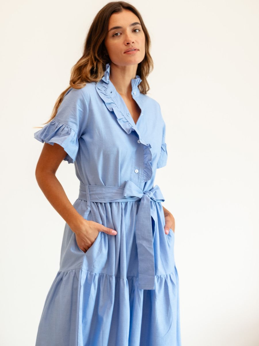 Picture Perfect Moments: Finding Your Fall Family Photo Outfits at Chatsworth