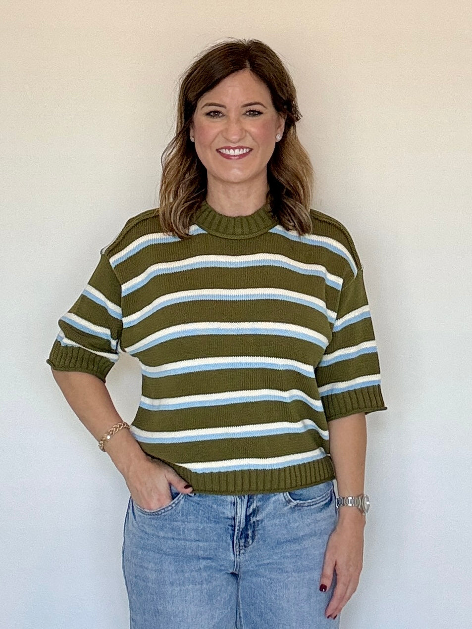 Stripe Contrast Neck Sweater, Detail - Entro