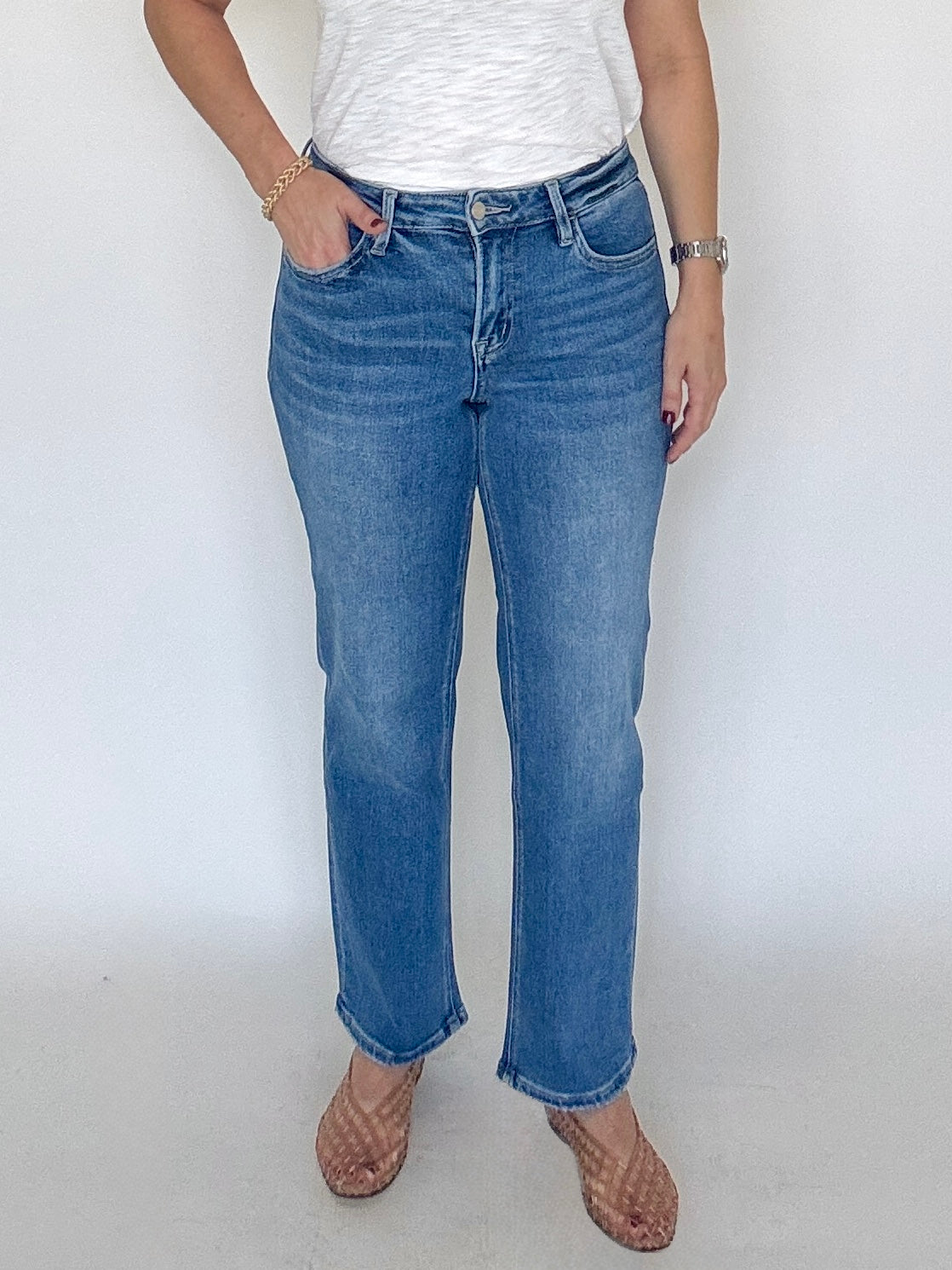 Mid Rise Ankle Straight