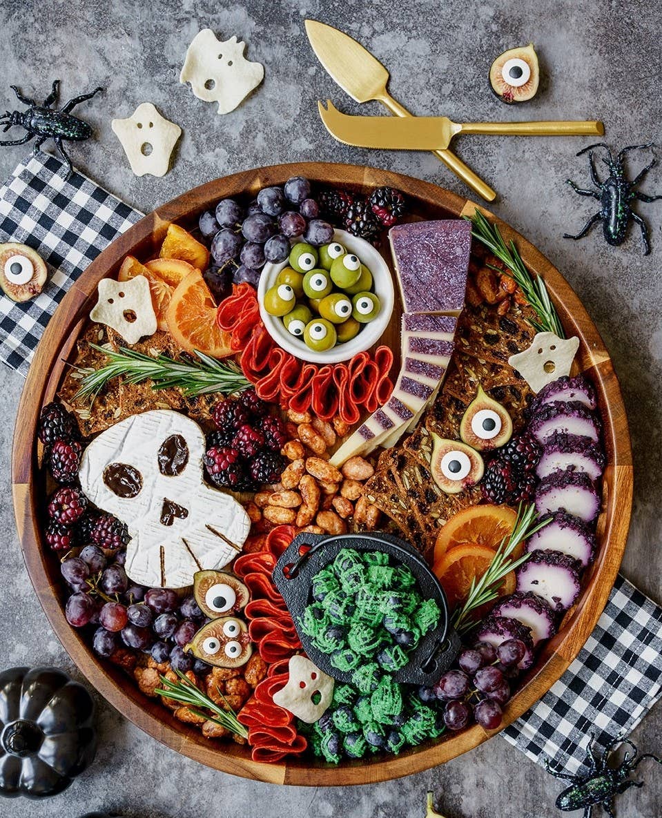 Art of the Board: Fun & Fancy Snack Boards, Recipes & Ideas - Chatsworth Boutique