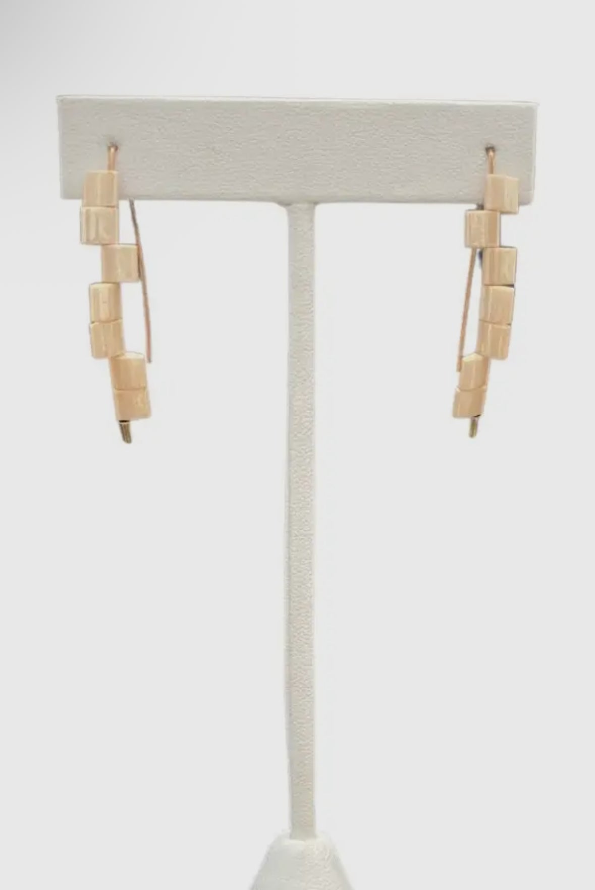 Brooke Earrings Champagne - Chatsworth Boutique
