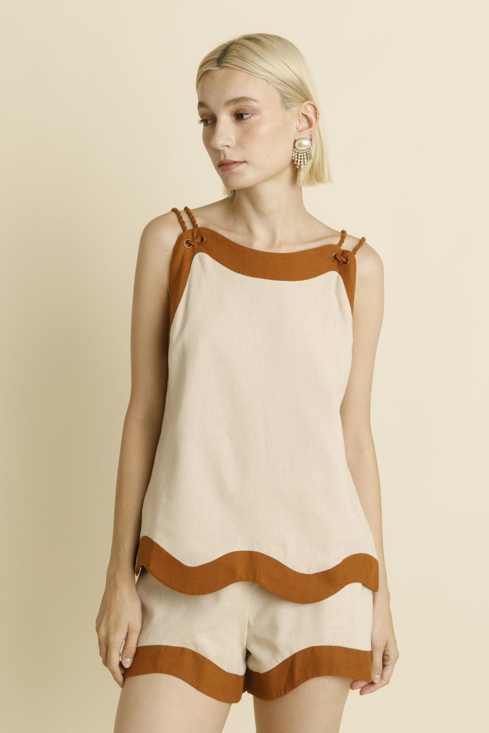 Brown Wave Blouse - Chatsworth Boutique