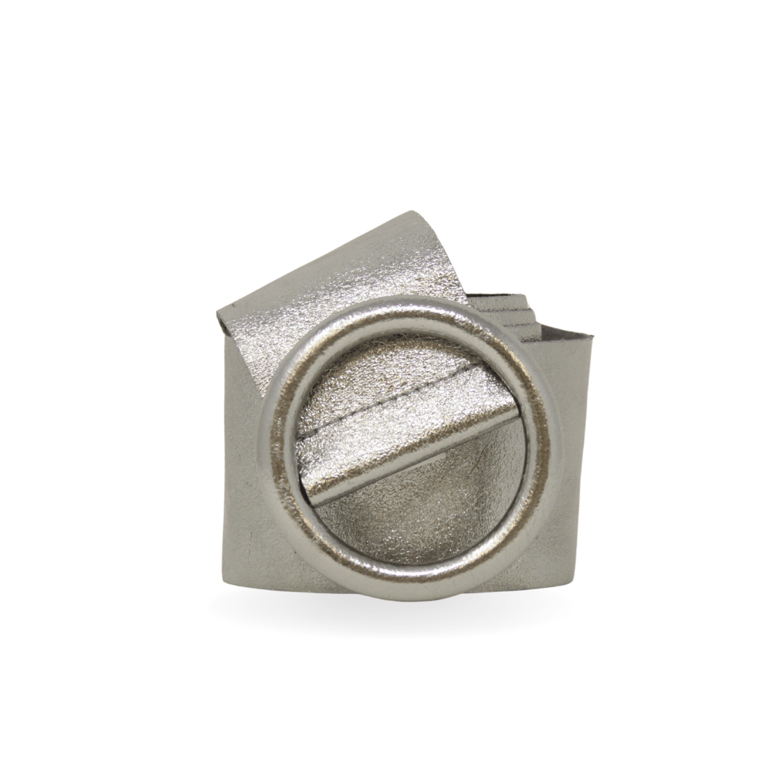 Circle Buckle Leather Belt - Chatsworth Boutique