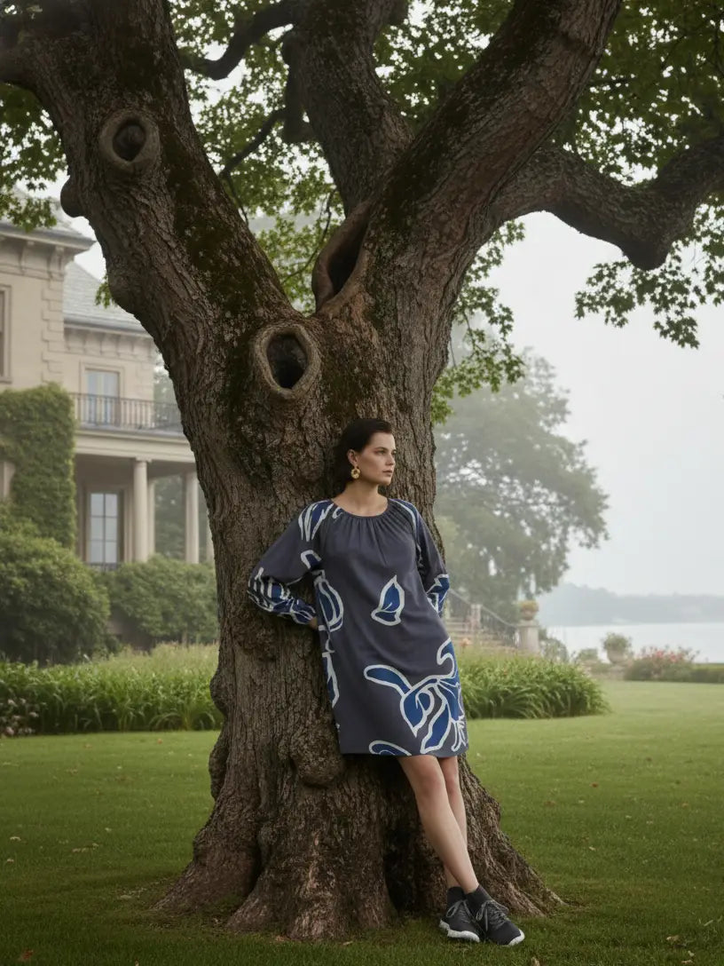 Navy/Charcoal Floral Pattern Mini, Detail - Azura