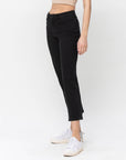 ANKLE STRAIGHT JEANS