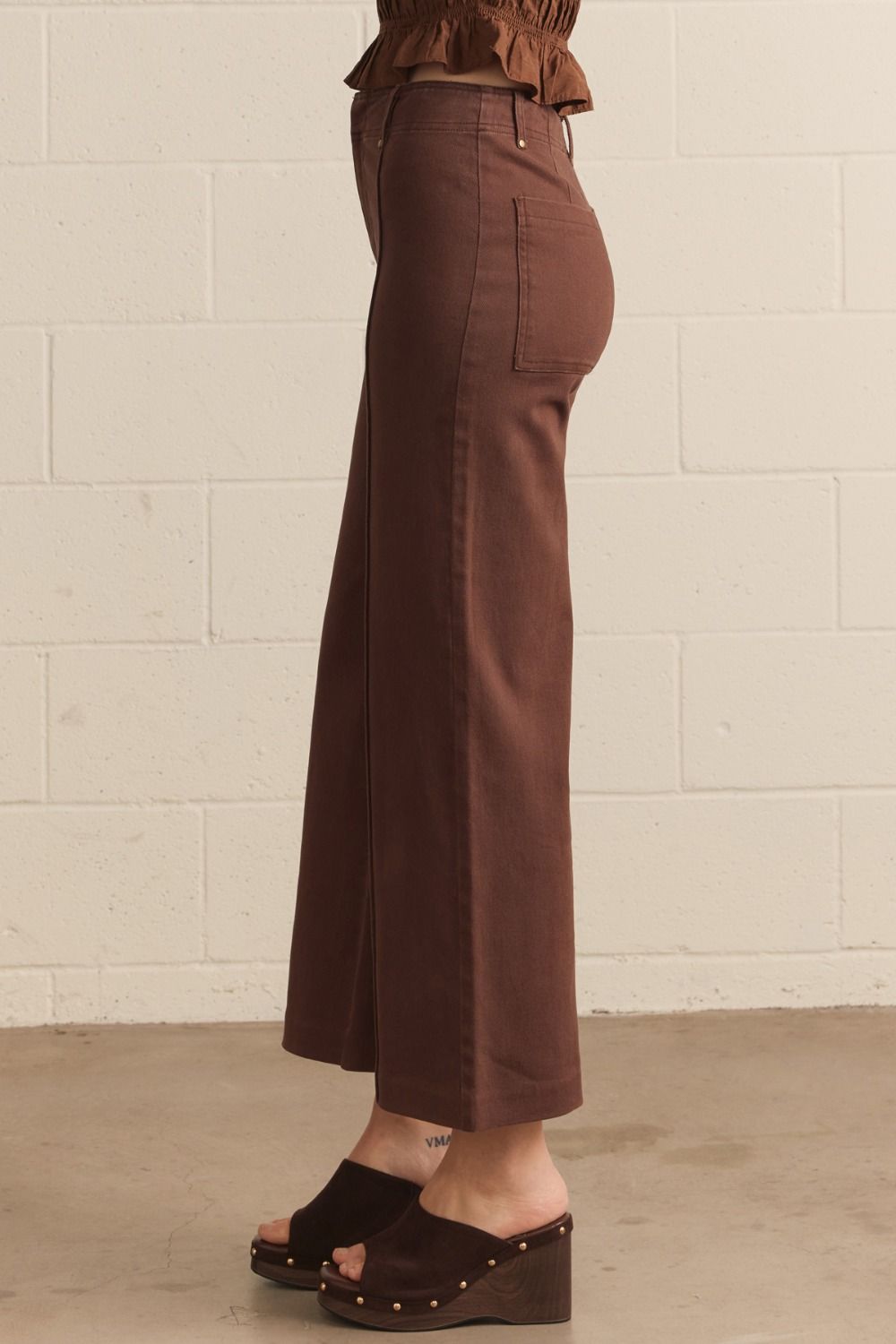 Brown Wide Leg Pants, Entro - detail view