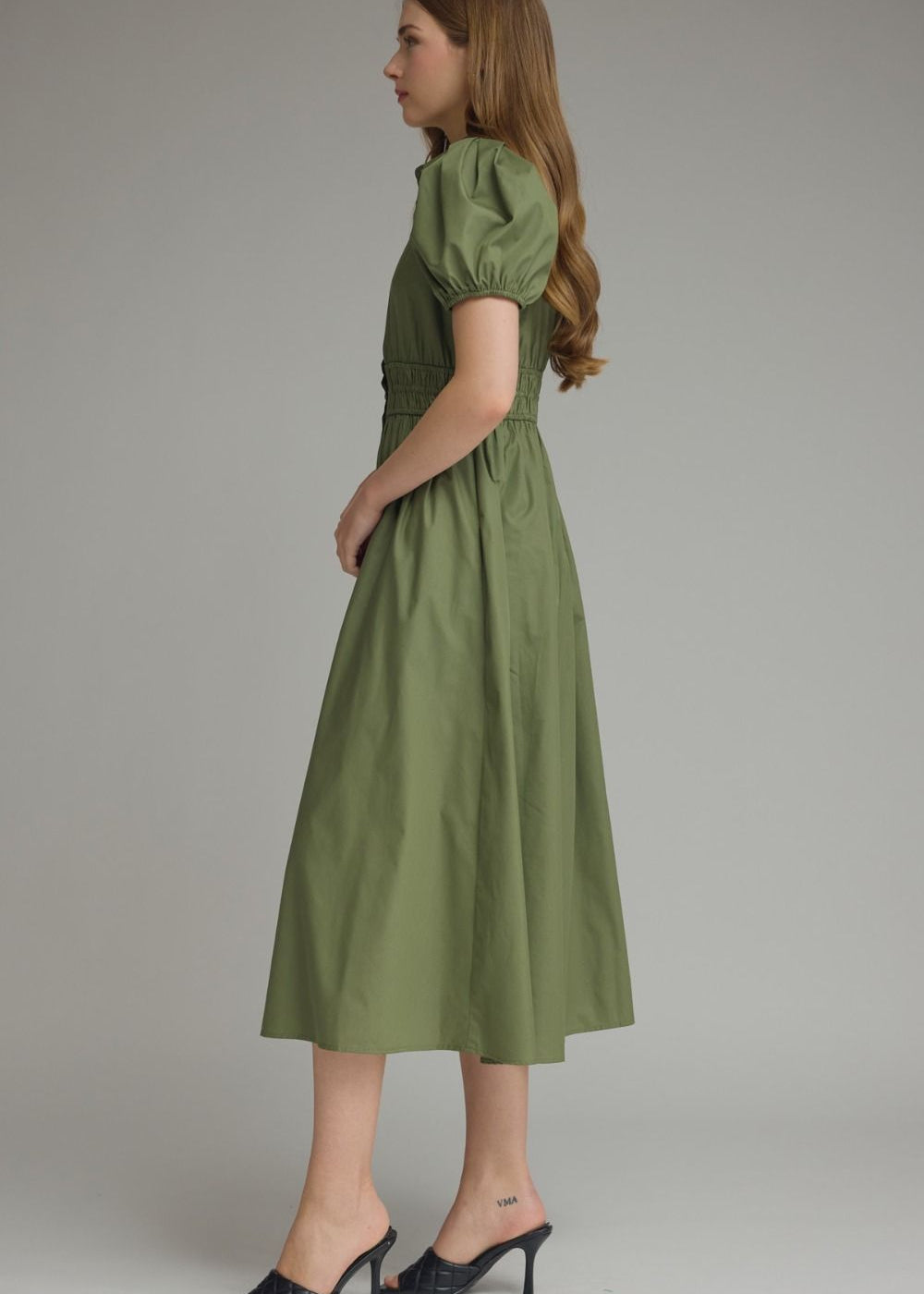 Olive Smock Waist Midi, Detail - Entro