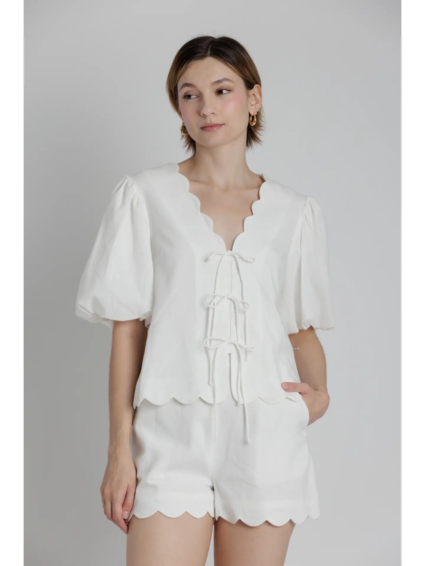 Scallop Hem Short - Chatsworth Boutique