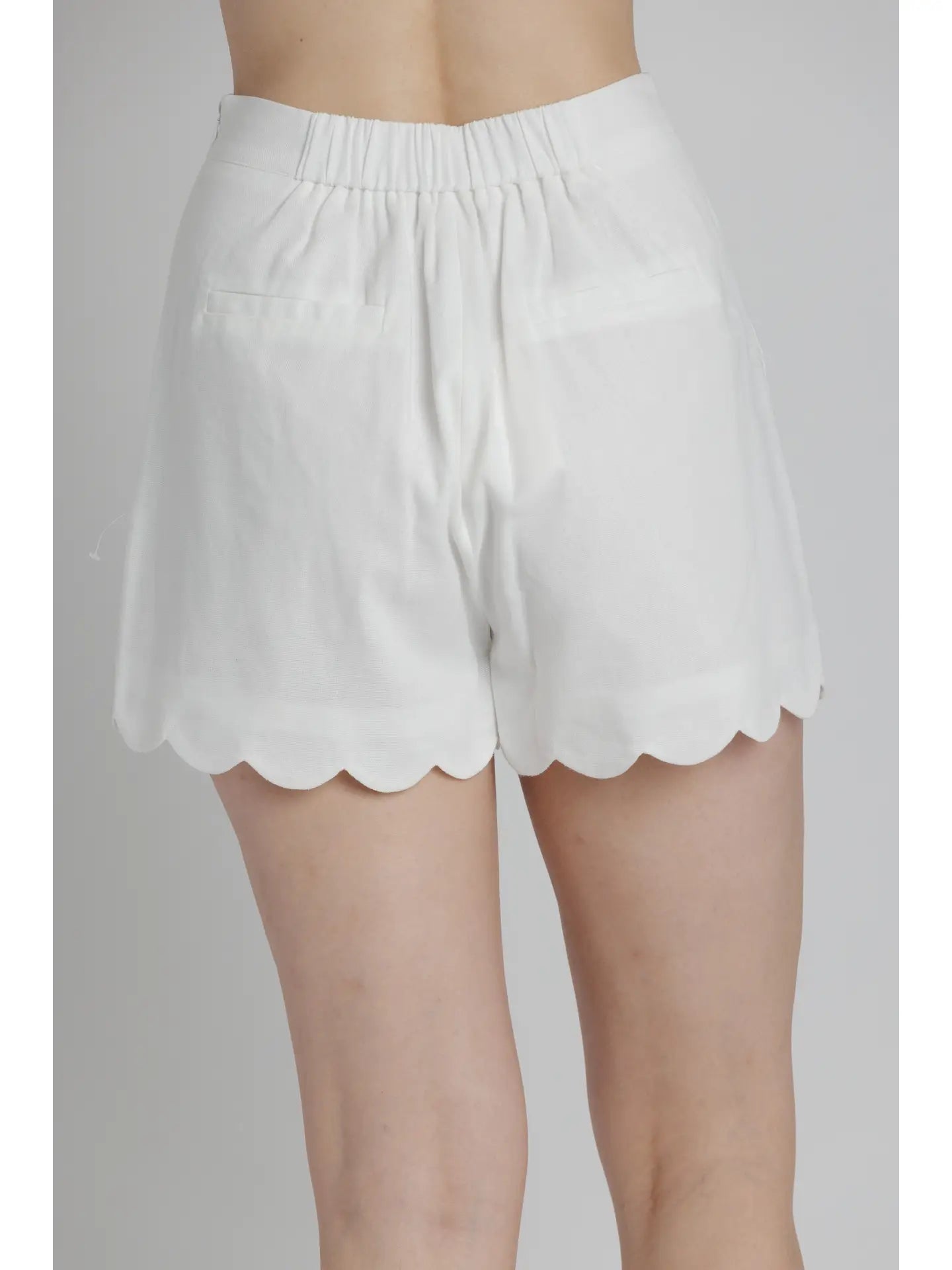 Scallop Hem Short - Chatsworth Boutique