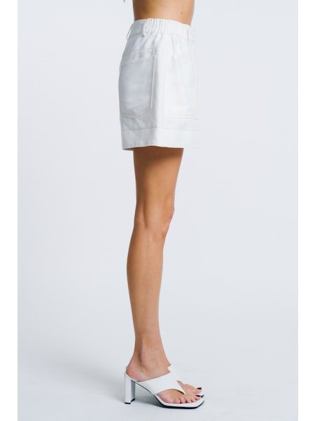 Susanna Shorts White - Chatsworth Boutique